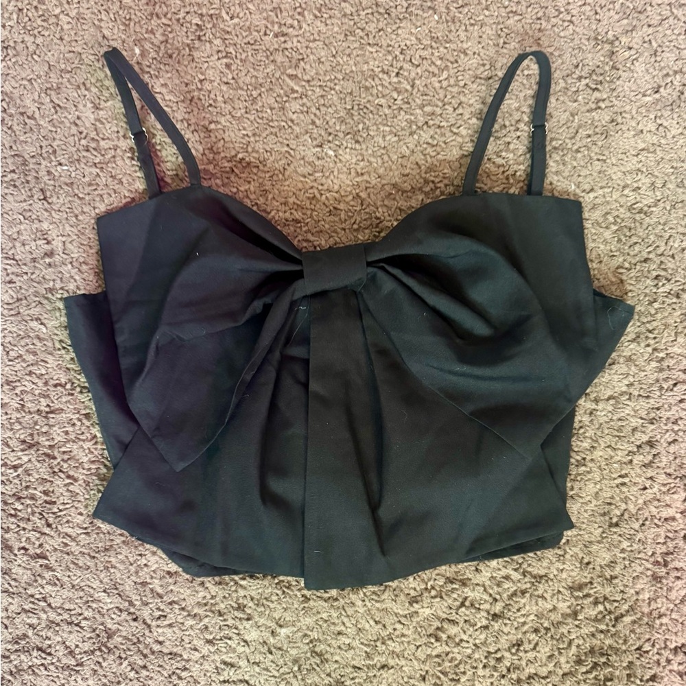 Women’s Medium Black Bow Crop Tank